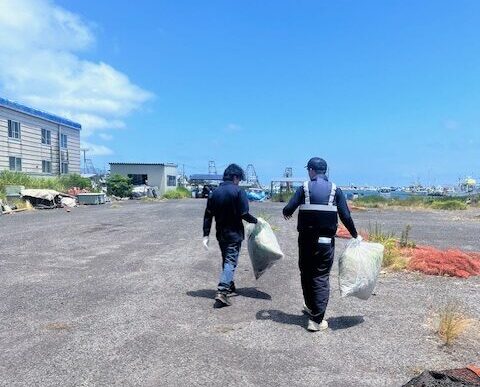 境港の一斉清掃に参加しました【山陰事業所】